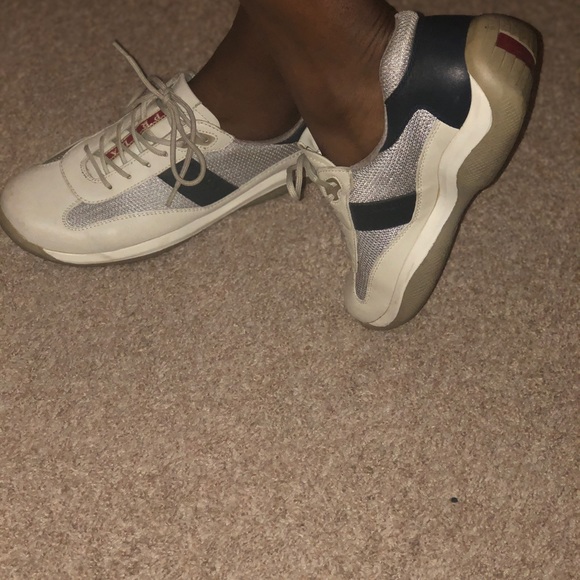 Prada Shoes - Picture 4 of 7